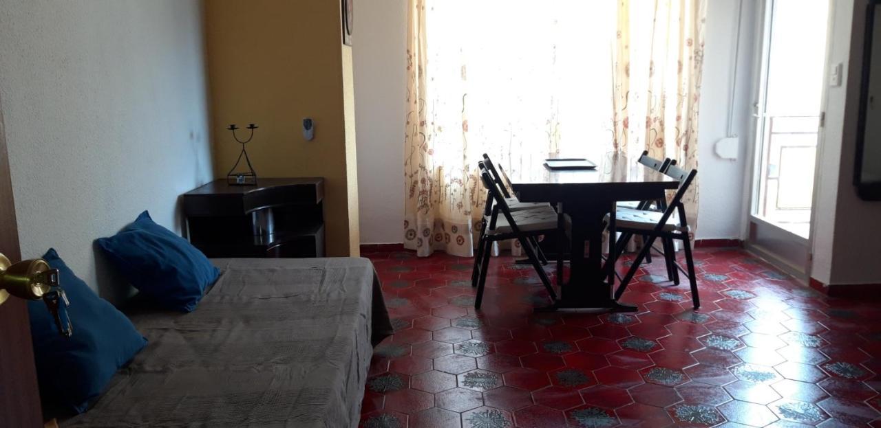 Pension Benavente Ap-7 3Min Coche Playa 5 Min Self Check-In 24H มอนโกฟาร์ ภายนอก รูปภาพ