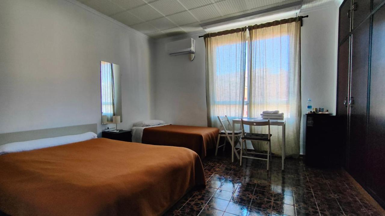 Pension Benavente Ap-7 3Min Coche Playa 5 Min Self Check-In 24H มอนโกฟาร์ ภายนอก รูปภาพ